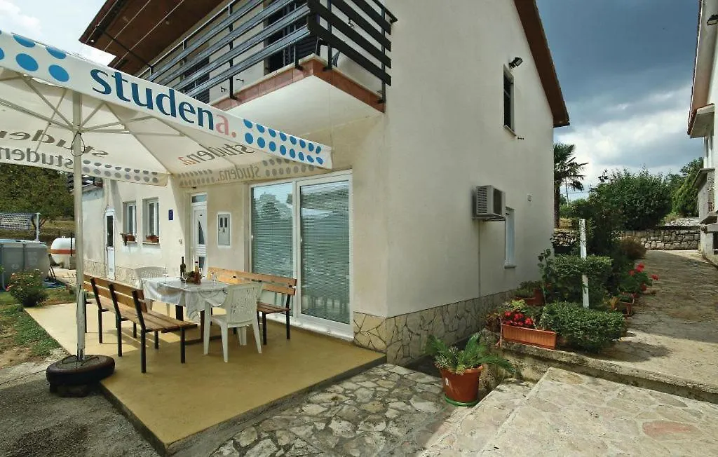 Apartman Elsa Potpican 0*,